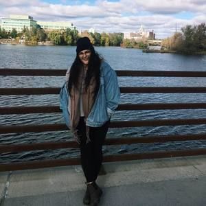 Meet your Posher, Megan